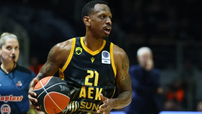 ΠΑΟΚ – ΑΕΚ 71-88: Μεγάλο διπλό της Ένωσης στη Θεσσαλονίκη