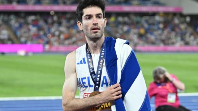 Ο Μίλτος Τεντόγλου σε άλμα
